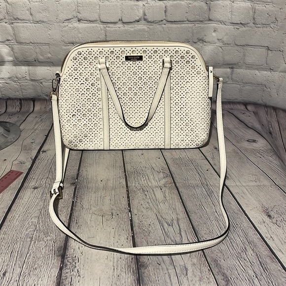 Kate Spade White Leather laser cut hand bag - Picture 4 of 4